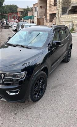 جيب جراند شيروكي